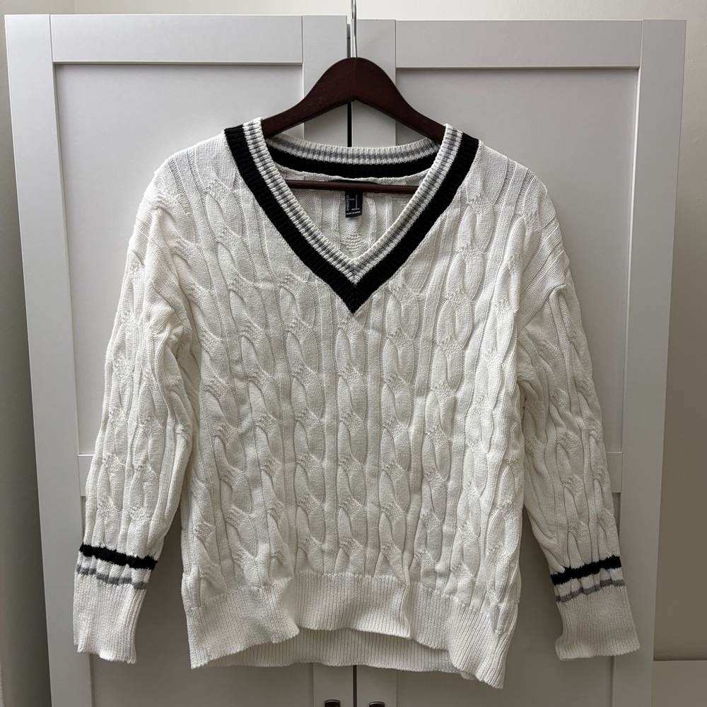 Forever 21 Sweater